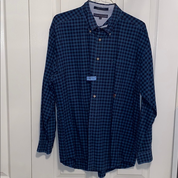 Tommy Hilfiger Other - Tommy Hilfiger Casual button-down blueblack shirt.
